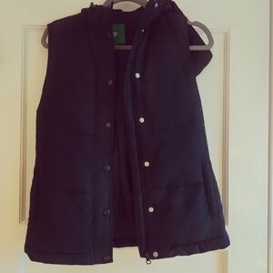 Dip Puffer Vest